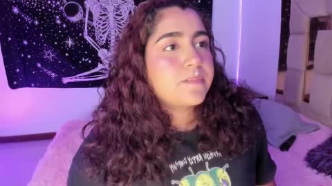 Heidy  online show from 5, 3, 2025