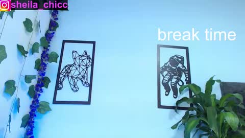 Snapshot of sheila_bigcok chatting on 5, 3, 2025 SHEILA online show from 5, 3, 2025