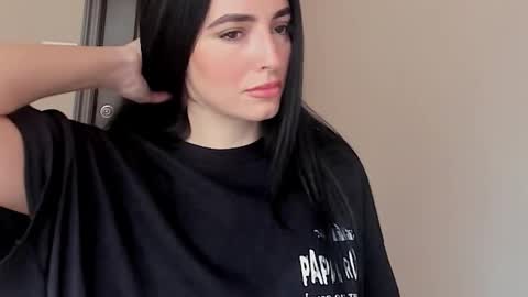 Snapshot of sheisallthat chatting on 7, 10, 2025 sheisallthat online show from 7, 10, 2025