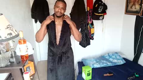 King-shelb online show from 3, 3, 2025