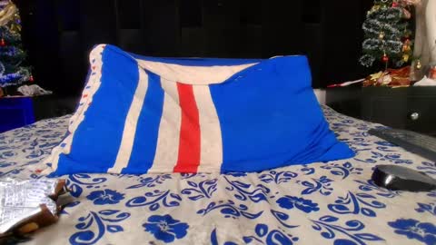 Snapshot of shelsy_loreds chatting on 5, 1, 2025 Shelsy online show from 5, 1, 2025