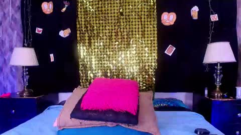 Snapshot of shelsy_loreds chatting on 17, 9, 2025 Shelsy online show from 17, 9, 2025