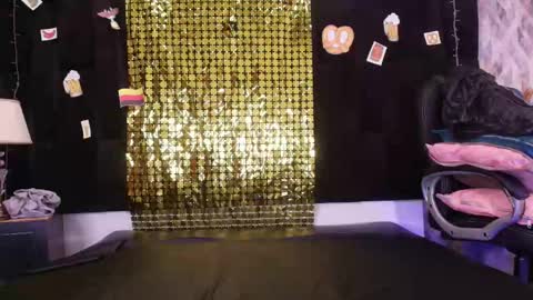 Snapshot of shelsy_loreds chatting on 23, 9, 2025 Shelsy online show from 23, 9, 2025