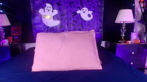 Snapshot of shelsy_loreds chatting on 10, 10, 2025 Shelsy online show from 10, 10, 2025