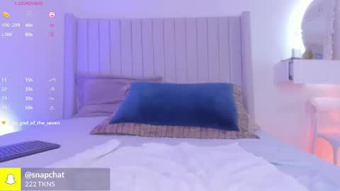 shelynna_azzul online show from 17, 9, 2025