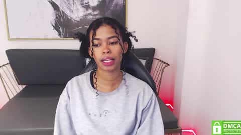 Snapshot of shenna_brunette_ chatting on 22, 1, 2025 Shenna online show from 22, 1, 2025