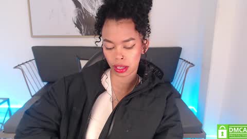 Snapshot of shenna_brunette_ chatting on 27, 1, 2025 Shenna online show from 27, 1, 2025