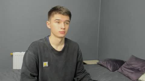 Max online show from 15, 11, 2025