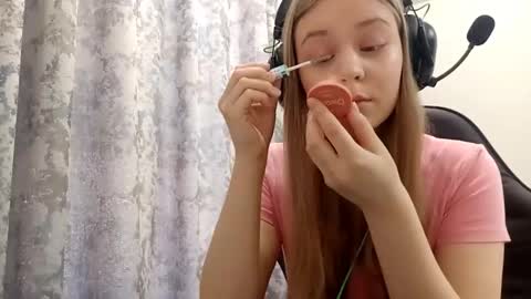 Lisa online show from 17, 12, 2025