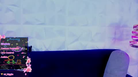 Snapshot of sherydan_love chatting on 13, 2, 2025 mia online show from 13, 2, 2025