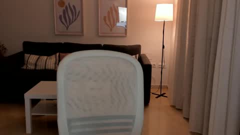 Snapshot of shesleepsnaked chatting on 6, 12, 2024 shesleepsnaked online show from 6, 12, 2024