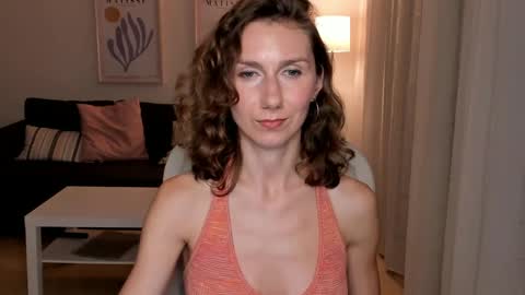 Snapshot of shesleepsnaked chatting on 17, 12, 2024 shesleepsnaked online show from 17, 12, 2024