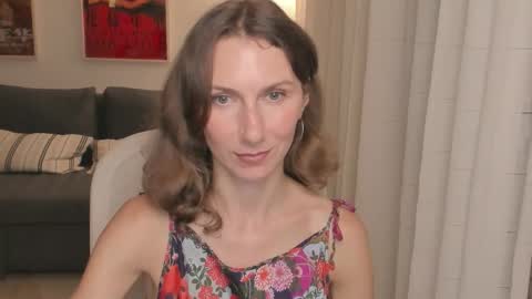 Snapshot of shesleepsnaked chatting on 29, 9, 2025 shesleepsnaked online show from 29, 9, 2025