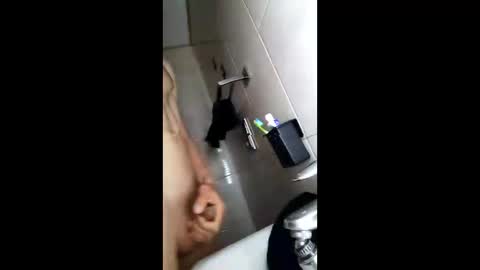 Snapshot of shevonkiy chatting on 14, 5, 2026 NoMan19sm online show from 14, 5, 2026