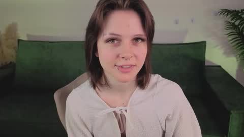 Snapshot of shine_vivi chatting on 2, 3, 2026 Vivi online show from 2, 3, 2026