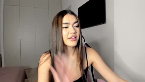 Snapshot of shineel chatting on 6, 3, 2026 Shineel online show from 6, 3, 2026