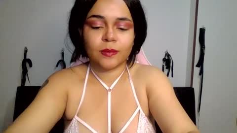 Snapshot of shineex chatting on 26, 2, 2025 Shinee online show from 26, 2, 2025