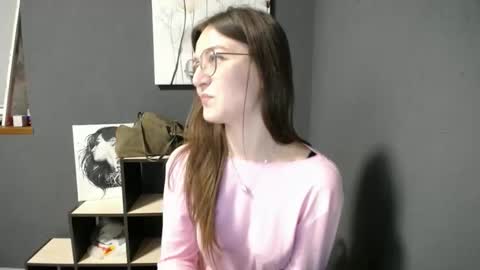 Jesica online show from 9, 3, 2026