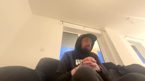 Shady online show from 20, 2, 2026