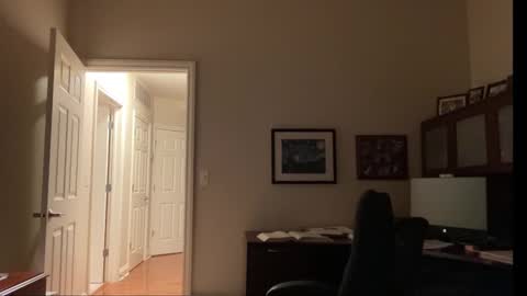 Chicago Guy online show from 28, 9, 2025