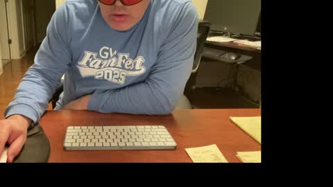 Chicago Guy online show from 5, 4, 2026