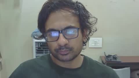 shubhamkhandelwal123 online show from 8, 4, 2026