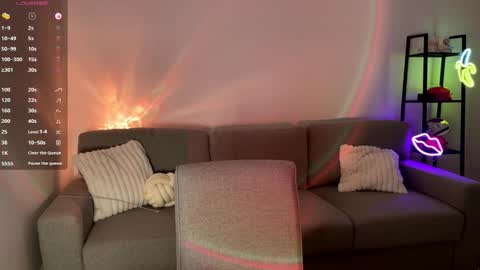 Snapshot of shy_bee chatting on 18, 2, 2026 Alice online show from 18, 2, 2026