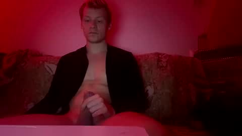 Snapshot of shy_couple_cute chatting on 4, 2, 2025 shy_couple_cute online show from 4, 2, 2025