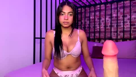 Snapshot of shy_nala chatting on 19, 5, 2026 shy_nala online show from 19, 5, 2026