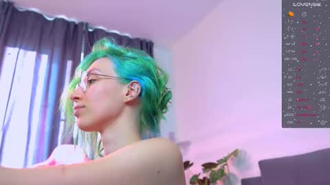 Snapshot of shy_or_horny chatting on 30, 9, 2025 HI i am Marcy online show from 30, 9, 2025