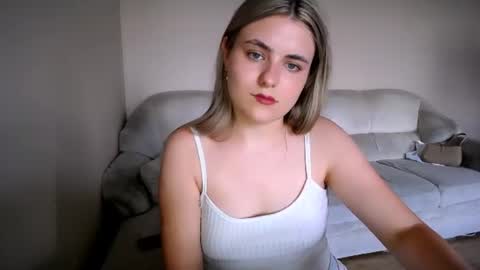 shy_sabrina_ online show from 19, 6, 2026