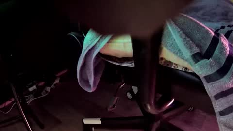 Snapshot of shybrown chatting on 27, 11, 2025 Klark Bent online show from 27, 11, 2025