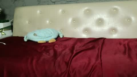 Snapshot of shygurl18hot chatting on 5, 3, 2025 shygurl18hot online show from 5, 3, 2025