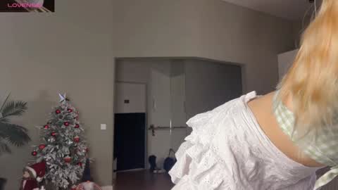 Snapshot of shyrubate chatting on 21, 1, 2025 Aurora online show from 21, 1, 2025