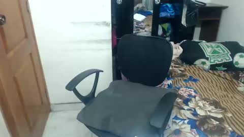 Snapshot of siblley chatting on 12, 2, 2025 sara online show from 12, 2, 2025