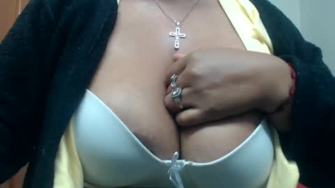 Snapshot of siblley chatting on 17, 2, 2025 sara online show from 17, 2, 2025