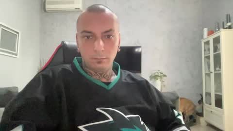 sidvicious23cm online show from 19, 11, 2025