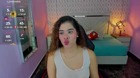 S I E N N A  online show from 1, 12, 2025