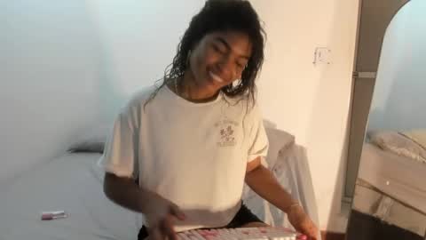 sienna_glow online show from 30, 5, 2026