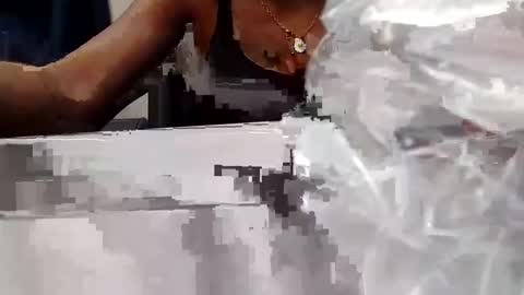 Snapshot of sienna_grifin chatting on 28, 10, 2025 sienna_grifin online show from 28, 10, 2025