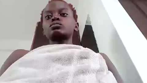 silky night1 online show from 3, 2, 2025