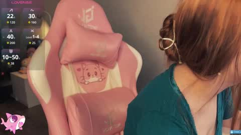 Snapshot of silkyfin chatting on 27, 2, 2026 Nixie online show from 27, 2, 2026