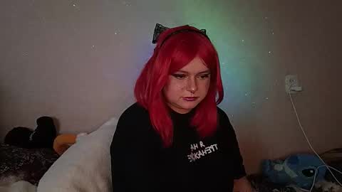 Snapshot of silkyscent chatting on 24, 9, 2025 silkyscent online show from 24, 9, 2025