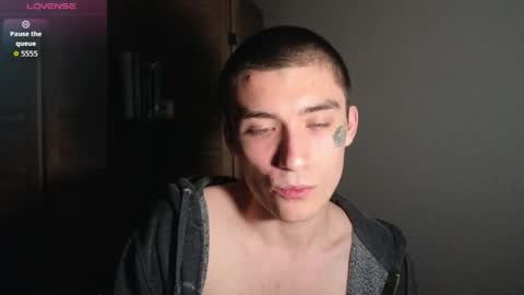 Snapshot of silly_cybin chatting on 7, 5, 2026 cybin online show from 7, 5, 2026