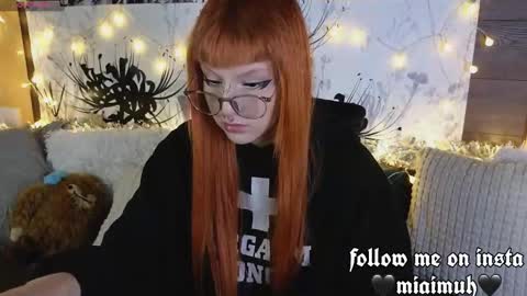 Snapshot of silly_soul chatting on 13, 12, 2025 Mia online show from 13, 12, 2025