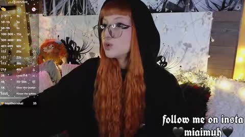 Snapshot of silly_soul chatting on 19, 12, 2025 Mia online show from 19, 12, 2025