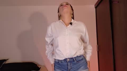 Snapshot of silvana249 chatting on 15, 3, 2026 silavna249 online show from 15, 3, 2026