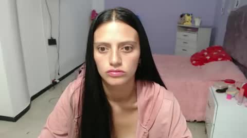 Snapshot of silvanaroberts_ chatting on 30, 1, 2025  Rouse  online show from 30, 1, 2025