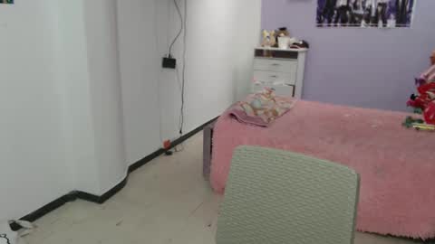 Snapshot of silvanaroberts_ chatting on 11, 3, 2025  Rouse  online show from 11, 3, 2025