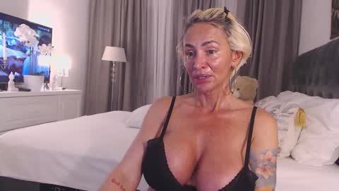 Snapshot of silver_miss chatting on 14, 2, 2026 Silver ok online show from 14, 2, 2026